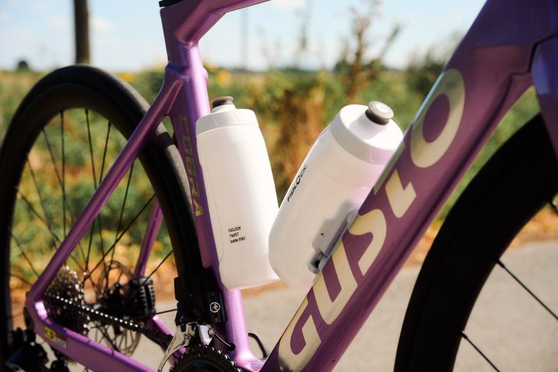 Fidlock TWIST Drikkeflaske 590ml + Sykkelbase POLAR WHITE EDITION