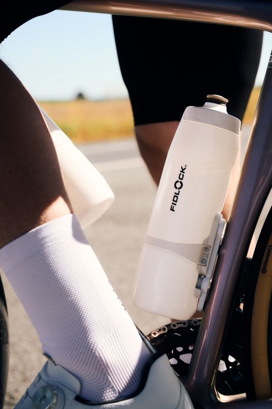 Fidlock TWIST Drikkeflaske 800ml + Sykkelbase POLAR WHITE EDITION