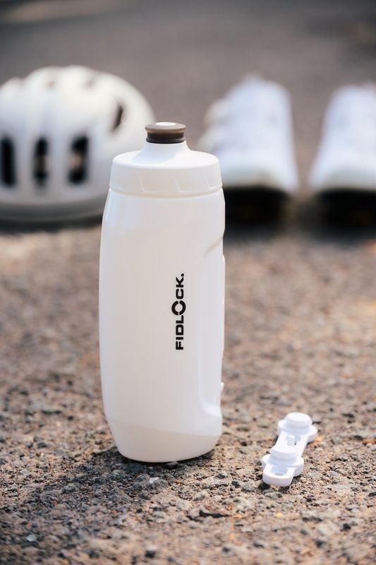 Fidlock TWIST Drikkeflaske 590ml + Sykkelbase POLAR WHITE EDITION
